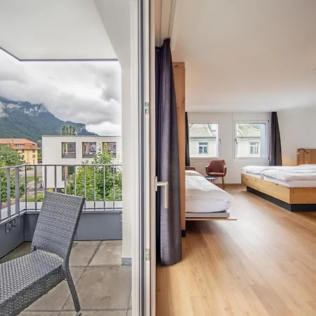 Hotel Meiringen 마이링겐