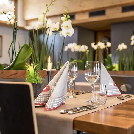 Hotel Meiringen 호텔